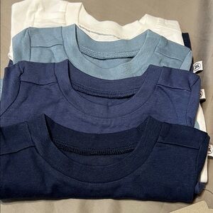 The Honest Company Kids Tees - Cream, Light Blue, Navy